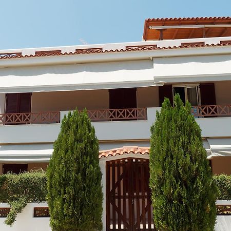N&Μ Apartment Méthana Екстериор снимка