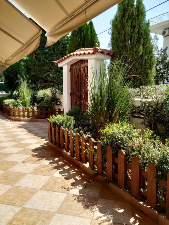 N&Μ Apartment Méthana Екстериор снимка
